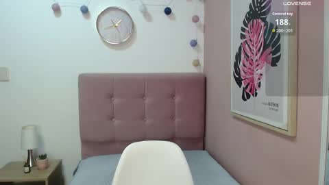 Snapshot of lanna_mills chatting on November 2025 01:11:02 PM Lanna online show from November 2025 01:11:02 PM