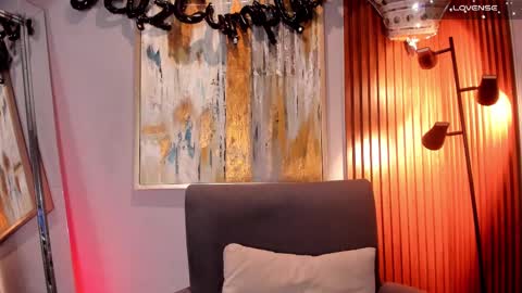 Snapshot of lanna_wilson chatting on February 2025 07:48:02 PM Tiana online show from February 2025 07:48:02 PM