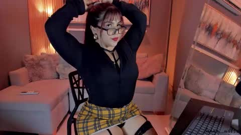 Snapshot of lanna_wilson chatting on September 2025 08:08:01 PM Tiana online show from September 2025 08:08:01 PM