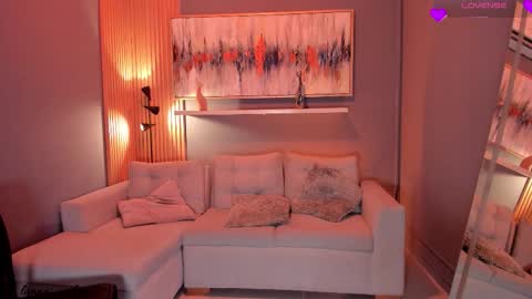 Snapshot of lanna_wilson chatting on October 2025 08:19:02 PM Tiana online show from October 2025 08:19:02 PM