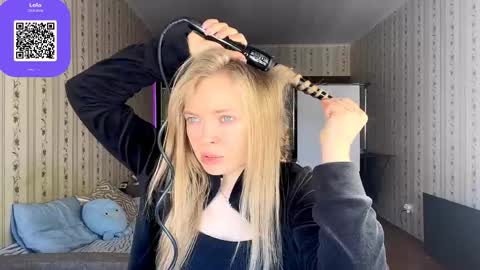 Hello My name is Lola online show from April 2026 07:18:01 AM