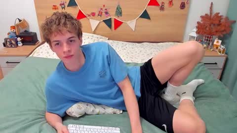 Fandi online show from January 2026 05:13:01 AM