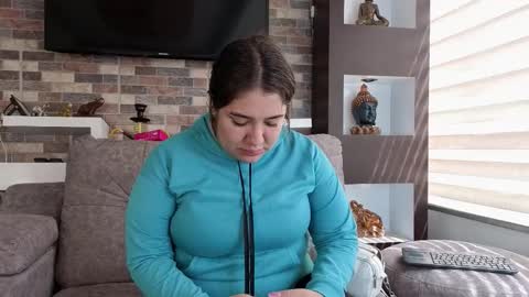 lara_as online show from September 2025 02:20:01 PM