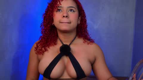 lara_curly online show from May 2026 10:23:02 AM