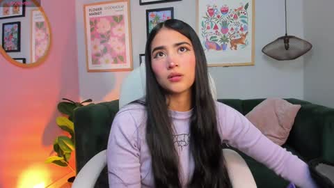 Snapshot of lara_madisson chatting on December 2024 11:14:01 PM Lara Madisson online show from December 2024 11:14:01 PM