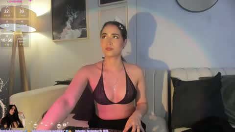 Snapshot of lara_madisson chatting on September 2025 06:02:02 AM Lara Madisson online show from September 2025 06:02:02 AM