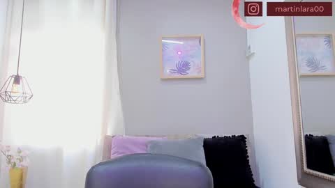 Snapshot of lara_martin chatting on January 2025 03:07:01 PM 700 200 online show from January 2025 03:07:01 PM