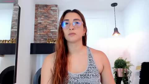 Snapshot of lara_martin chatting on February 2025 12:03:02 PM 700 200 online show from February 2025 12:03:02 PM