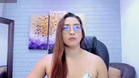 Snapshot of lara_martin chatting on March 2025 12:01:02 PM 700 200 online show from March 2025 12:01:02 PM
