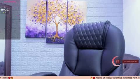 Snapshot of lara_martin chatting on March 2025 06:07:01 PM 700 200 online show from March 2025 06:07:01 PM