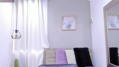      700  200   online show from April 2026 12:04:01 PM