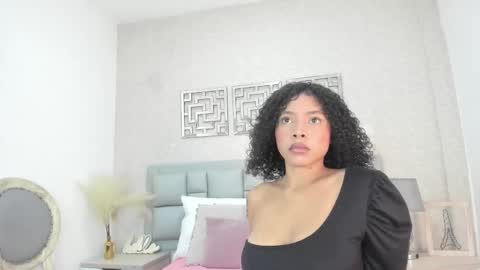 lara_spaark online show from January 2026 11:37:02 AM