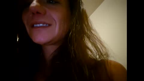 Snapshot of laraa333 chatting on November 2025 02:34:01 AM Little online show from November 2025 02:34:01 AM