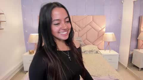 lara online show from September 2025 02:22:01 AM