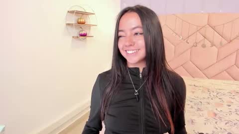 lara online show from September 2025 03:06:02 AM