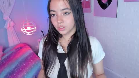 lara online show from September 2025 03:32:02 AM