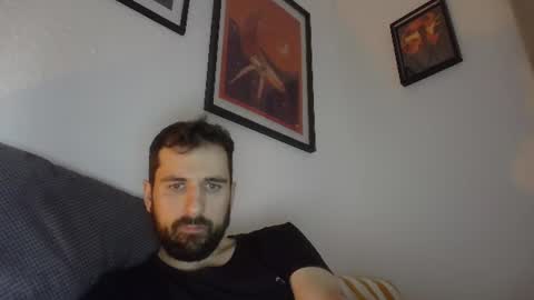 laraaan online show from June 2026 06:45:01 PM