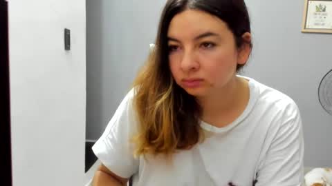 Lara online show from July 2026 09:24:02 AM