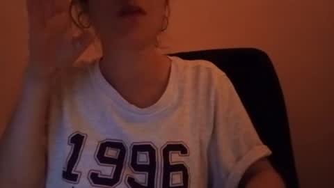 larafox22 online show from April 2026 05:43:02 AM