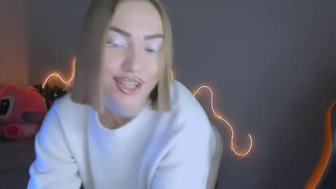 LaraKrein lk online show from December 2025 01:38:01 PM