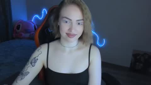 LaraKrein lk online show from March 2026 04:54:02 PM