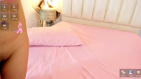 Lara  online show from October 2025 07:36:02 PM