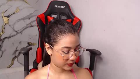 laralmanza online show from March 2026 03:05:02 PM