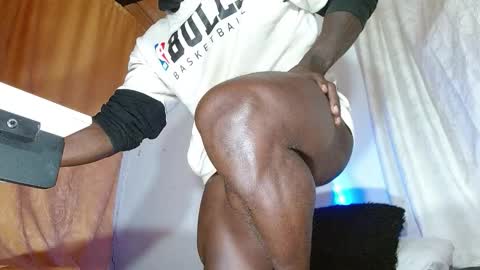 Snapshot of largo_eddy chatting on October 2025 10:04:01 AM Largo eddy online show from October 2025 10:04:01 AM