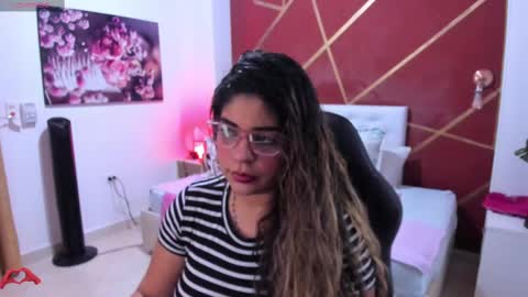 laris_park online show from December 2024 05:15:01 AM