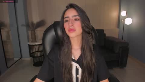 Larisa Smirnov online show from September 2025 01:05:02 AM