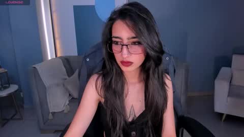 Larisa Smirnov online show from September 2025 04:17:02 AM