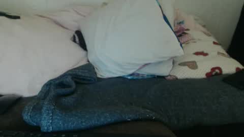 Lariss online show from January 2026 08:45:01 PM