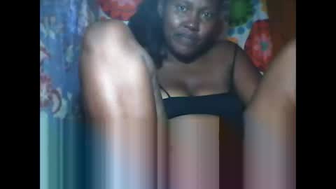 Snapshot of larissa417816 chatting on February 2026 07:17:01 AM Larissa online show from February 2026 07:17:01 AM