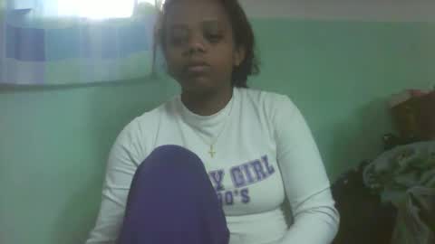 larissa645771 online show from November 2025 10:25:01 AM