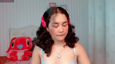 Snapshot of larissalove_doll chatting on January 2025 10:30:02 PM Larissas online show from January 2025 10:30:02 PM