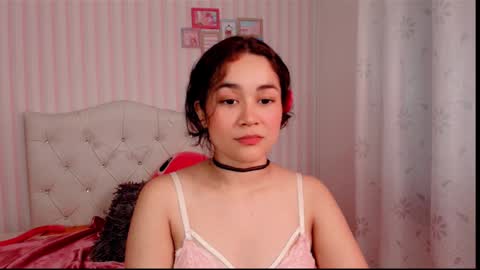 Snapshot of larissalove_doll chatting on January 2025 02:18:01 AM Larissas online show from January 2025 02:18:01 AM