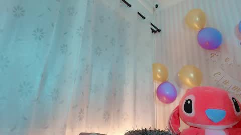 Larissas online show from October 2025 09:03:02 PM