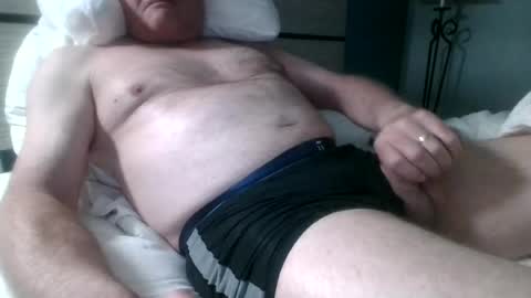 Snapshot of larryj007 chatting on June 2026 07:29:02 AM larryj007 online show from June 2026 07:29:02 AM