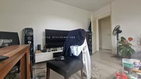larsvegas1895 online show from June 2026 01:02:01 PM