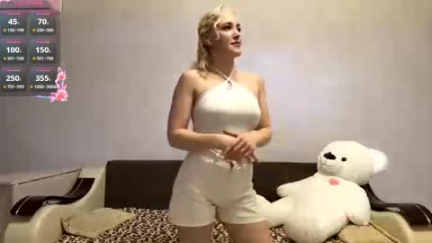 Betty online show from March 2026 03:33:01 PM