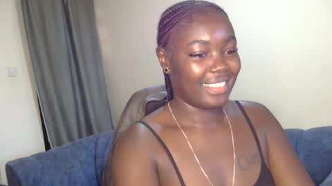 larvy12 online show from January 2026 05:22:01 AM