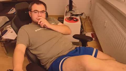 Snapshot of latexboy893 chatting on September 2025 08:45:01 PM latexboy893 online show from September 2025 08:45:01 PM