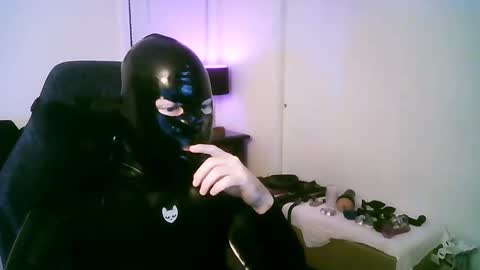 Snapshot of latexminheadroom chatting on October 2025 02:20:02 AM latexminheadroom online show from October 2025 02:20:02 AM