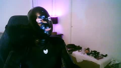 Snapshot of latexminheadroom chatting on October 2025 02:56:02 AM latexminheadroom online show from October 2025 02:56:02 AM