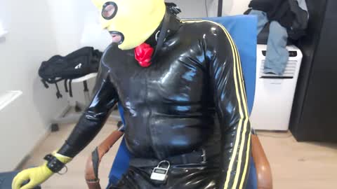 latexslaafboy online show from March 2025 07:10:01 AM
