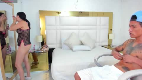 Johana y Santiago online show from October 2025 08:43:02 PM