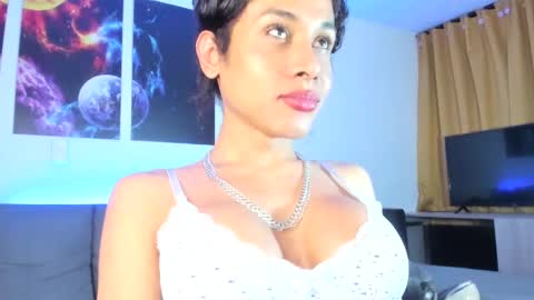 Snapshot of latin_goddessx chatting on January 2025 10:50:01 PM instagramlatin goddessx im nikoll online show from January 2025 10:50:01 PM