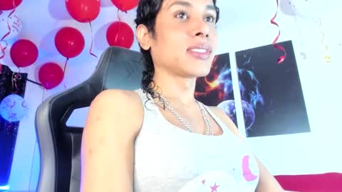 Snapshot of latin_goddessx chatting on February 2025 08:36:01 PM instagramlatin goddessx im nikoll online show from February 2025 08:36:01 PM