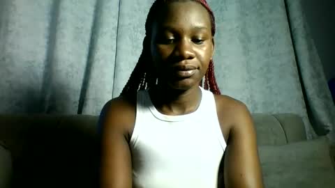 Latina online show from April 2026 04:49:02 AM