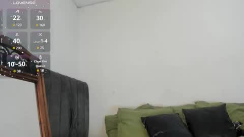 angelina  online show from September 2025 01:03:01 PM